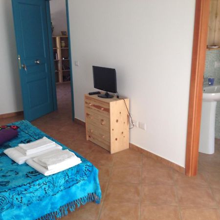 B&B La Gatta Bianca Oliveri Chambre photo